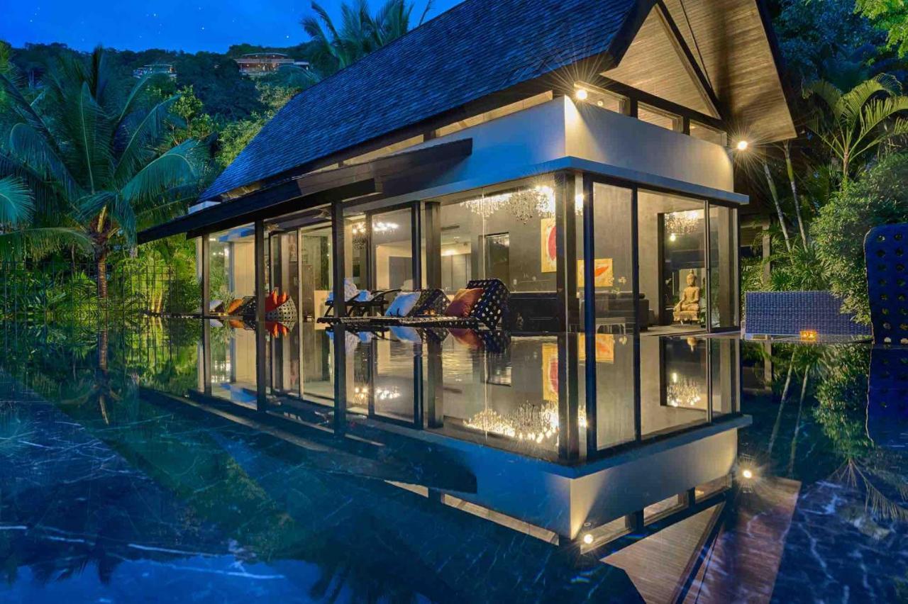 Villa Yang, Private Oceanfront Villa, Kamala Beach Eksteriør billede
