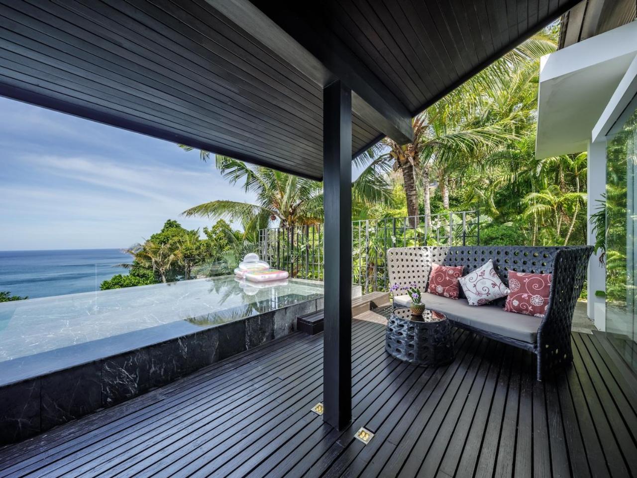 Villa Yang, Private Oceanfront Villa, Kamala Beach Eksteriør billede